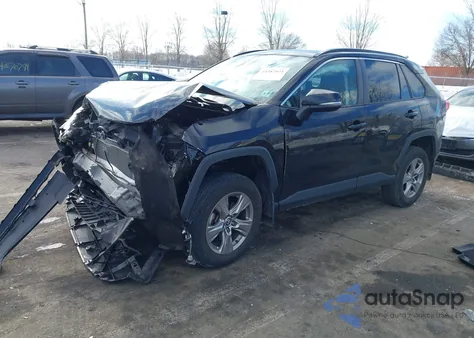 2022 Toyota Rav4 Xle z USA, uszkodzony, nr VIN 2T3P1RFV9NC296109